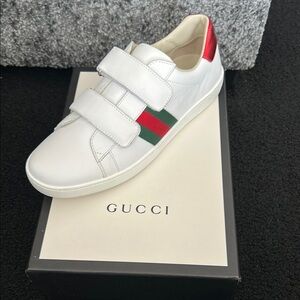 Gucci Black and White Box